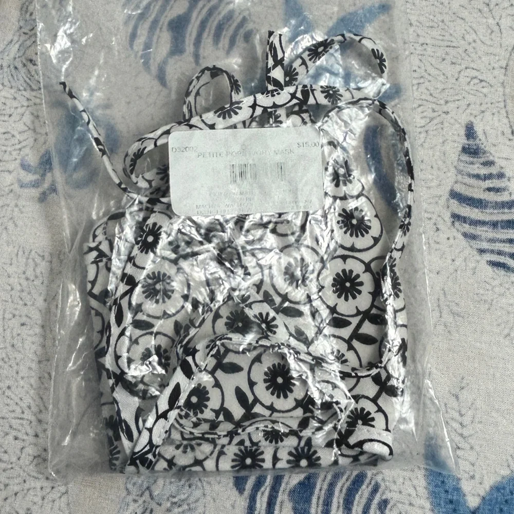 Brighton Face Masks Cloth Lot of 2 NWT